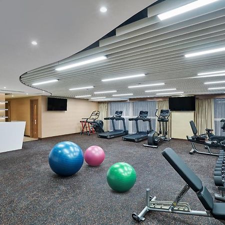Hotel Cozi Resort Tuen Mun Гонконг Экстерьер фото